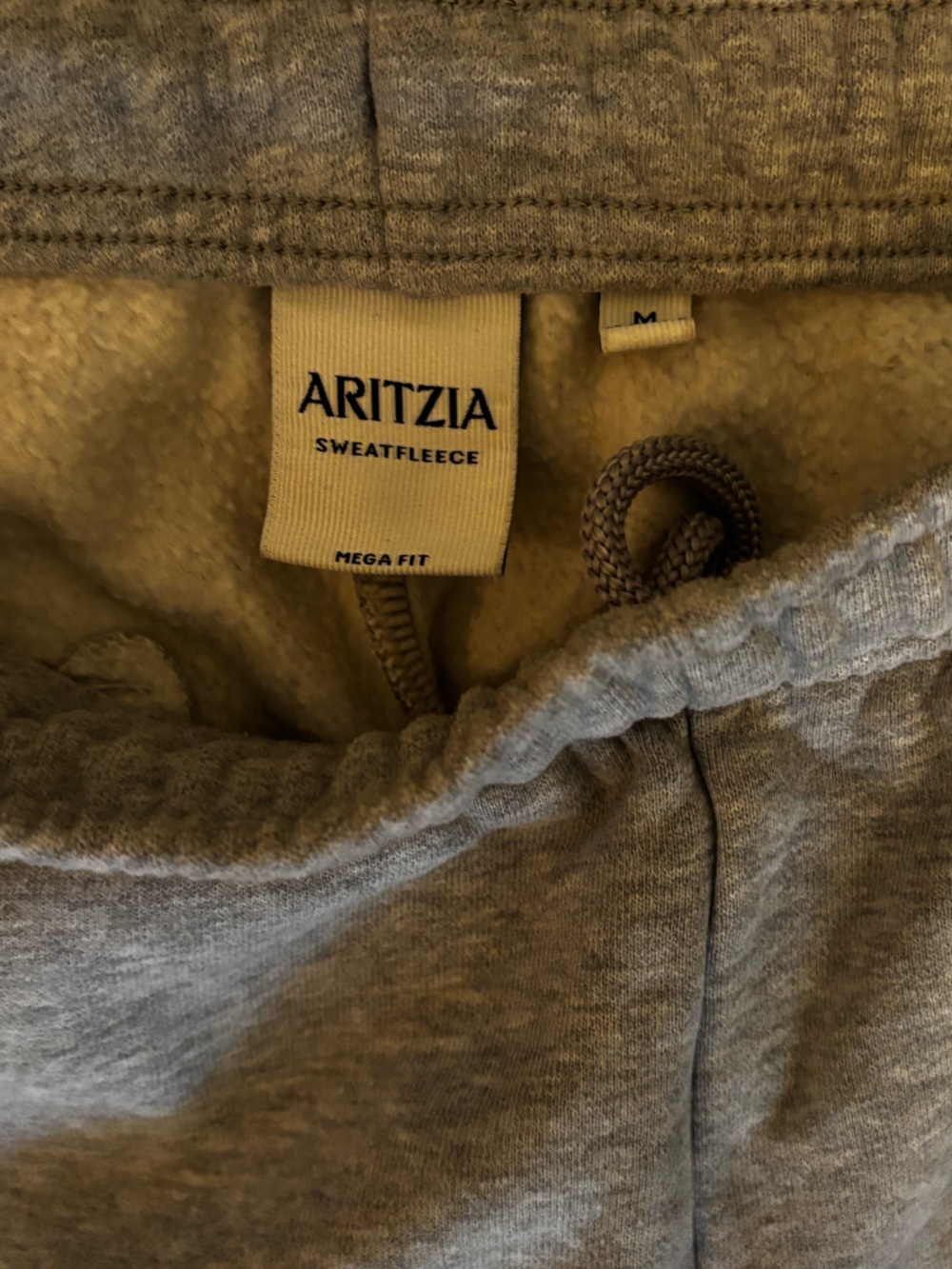 Aritzia Sweat Set - Picture 6 of 6